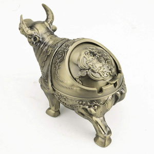 Vintage Windproof Bull Ashtray (Bronze Taurus)