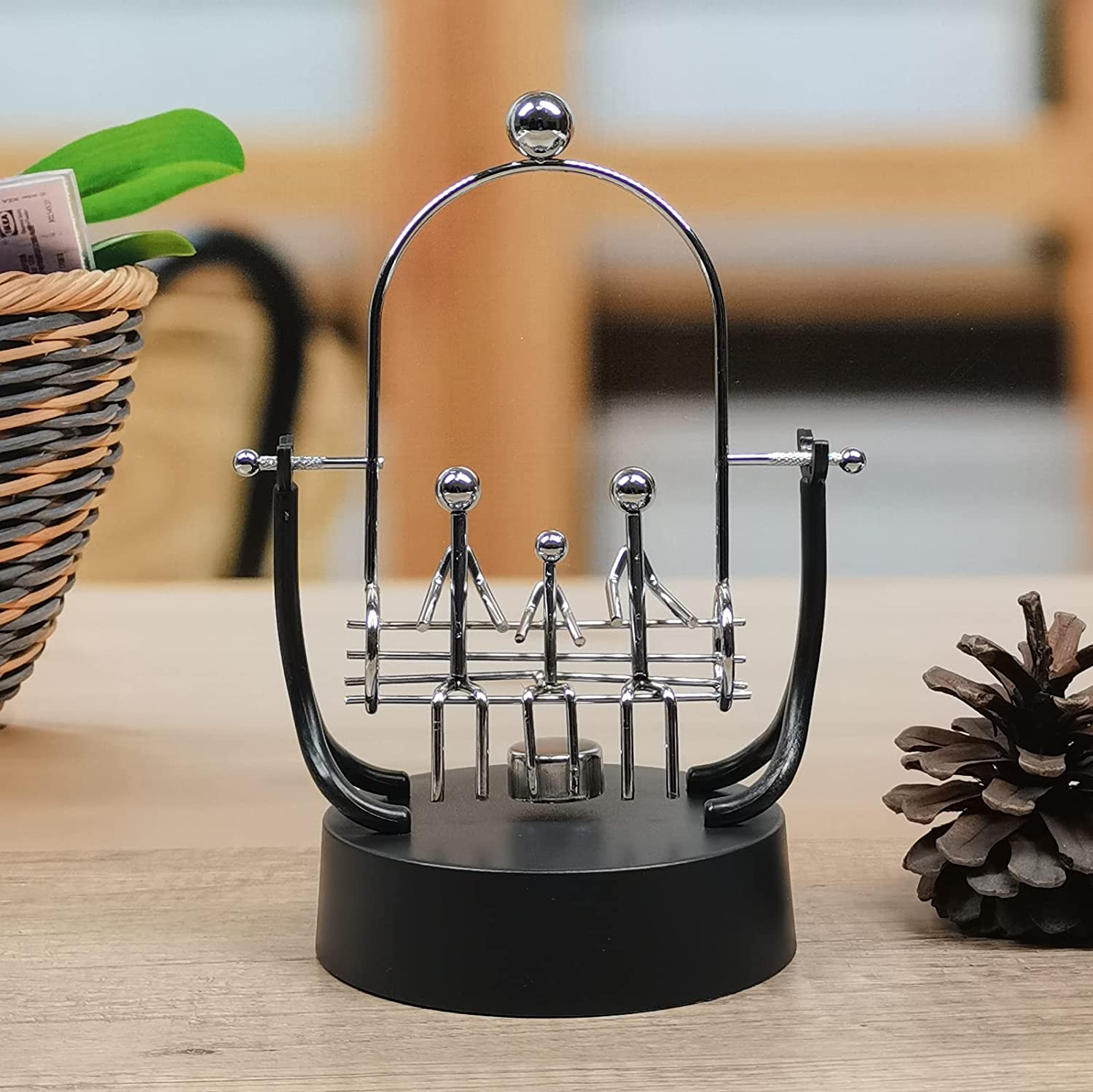 Sunnytech Steel Balance Robot with Memo Clip Toy Kinetic Art Balance Toy Balancing Decompressive Science Psychology Home Offic Decor Desk Decor Toy WJ278